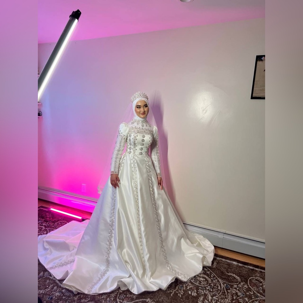 White Silk Long Sleeve Wedding Gown